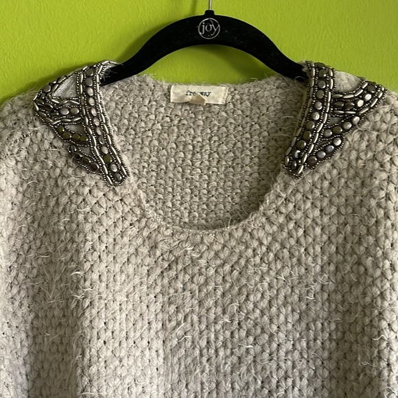 Freeway Gray Eyelash Sweater With Silver Embellishments Size L - Picture 2 of 5
